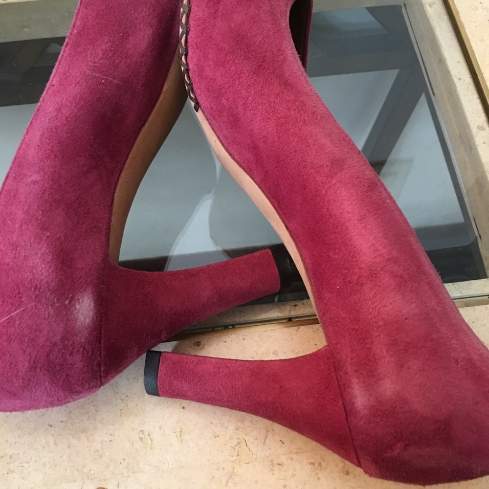Pumps - Picture 3 of 5